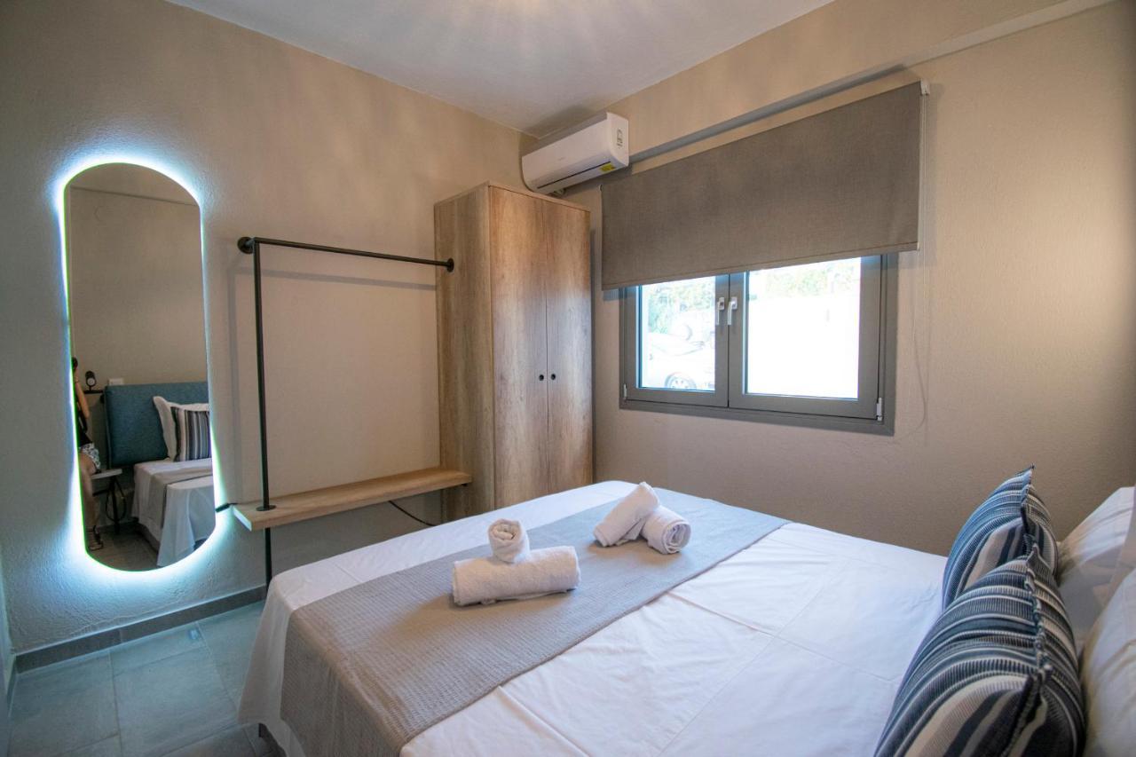 Heraclea Luxury Suites Nea Iraklia Buitenkant foto