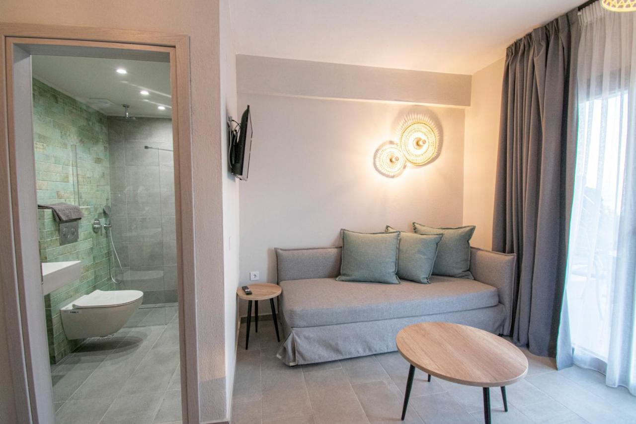 Heraclea Luxury Suites Nea Iraklia Buitenkant foto